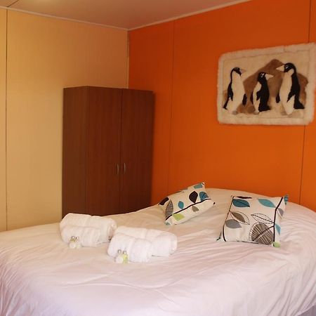 Hostal Baquedano Пуэрто-Наталес Экстерьер фото