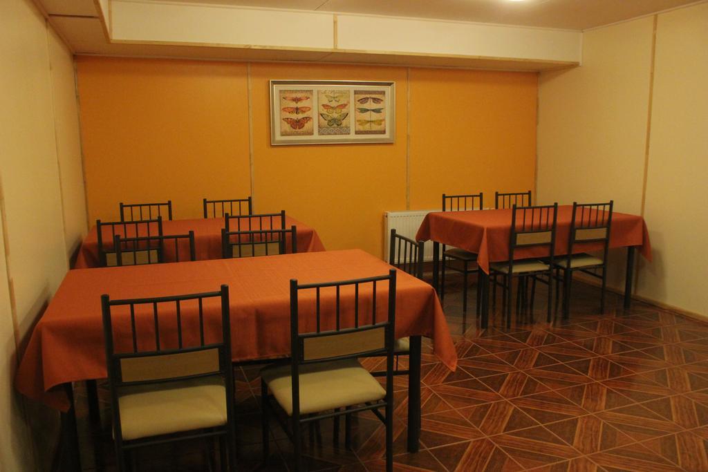 Hostal Baquedano Пуэрто-Наталес Экстерьер фото