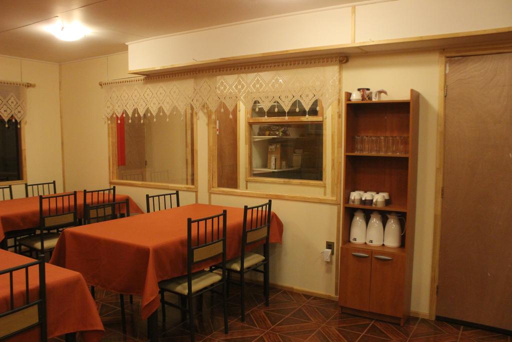Hostal Baquedano Пуэрто-Наталес Экстерьер фото