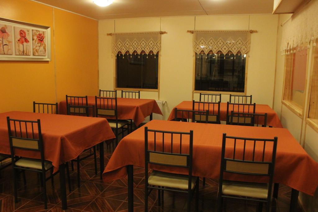 Hostal Baquedano Пуэрто-Наталес Экстерьер фото